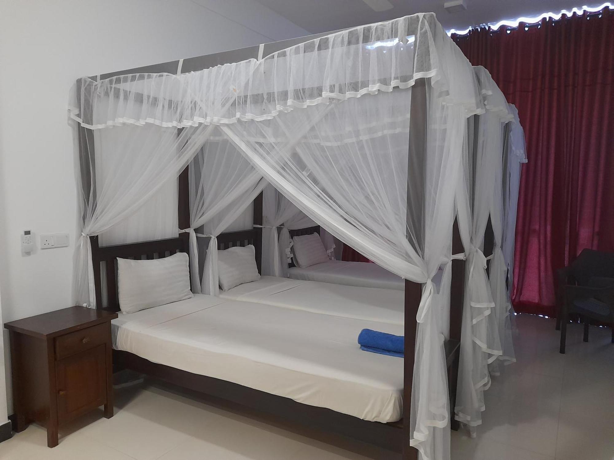 Marine Tourist Guest House At Negombo Beach Zimmer foto