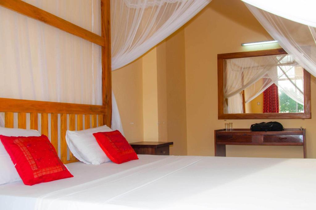 Marine Tourist Guest House At Negombo Beach Zimmer foto